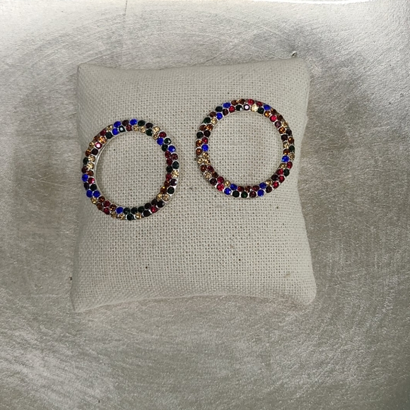 Stud Earrings Circle Shape Red Blue Rhinestones Brand New Valentine's Day Gift - Picture 3 of 4
